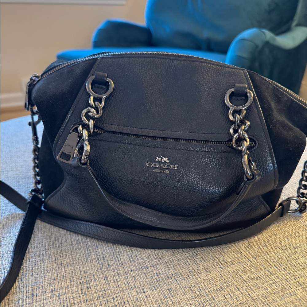 Coach Black Leather Shoulder Bag with Chain Accents